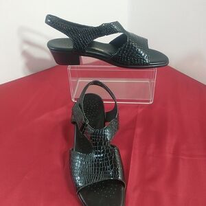 SAS Black Women's SZ 11.5 Croc Patent Suntimer Slingbacks Sandals